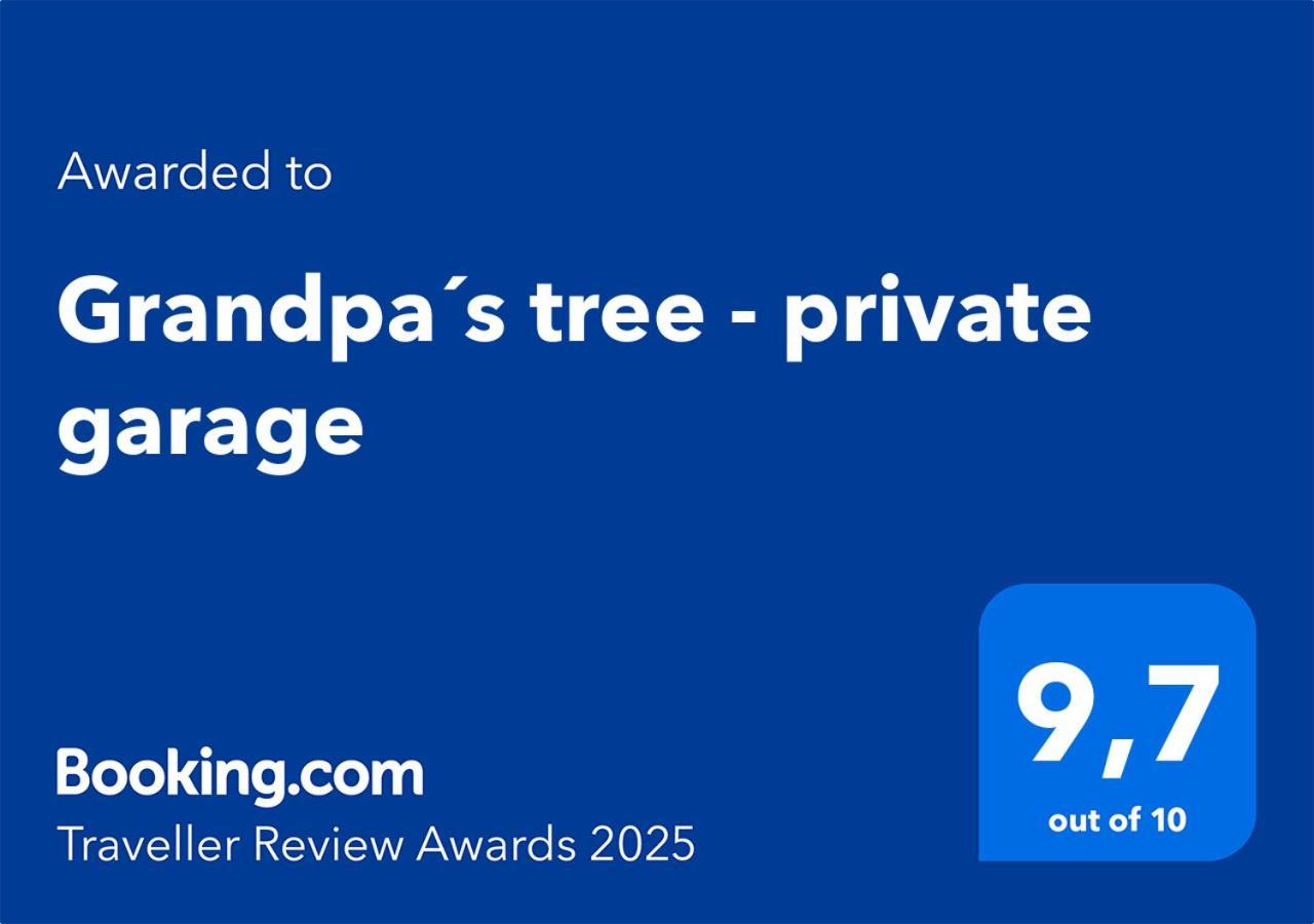 Grandpa'S Tree - Private Garage Apartment Split Exterior foto
